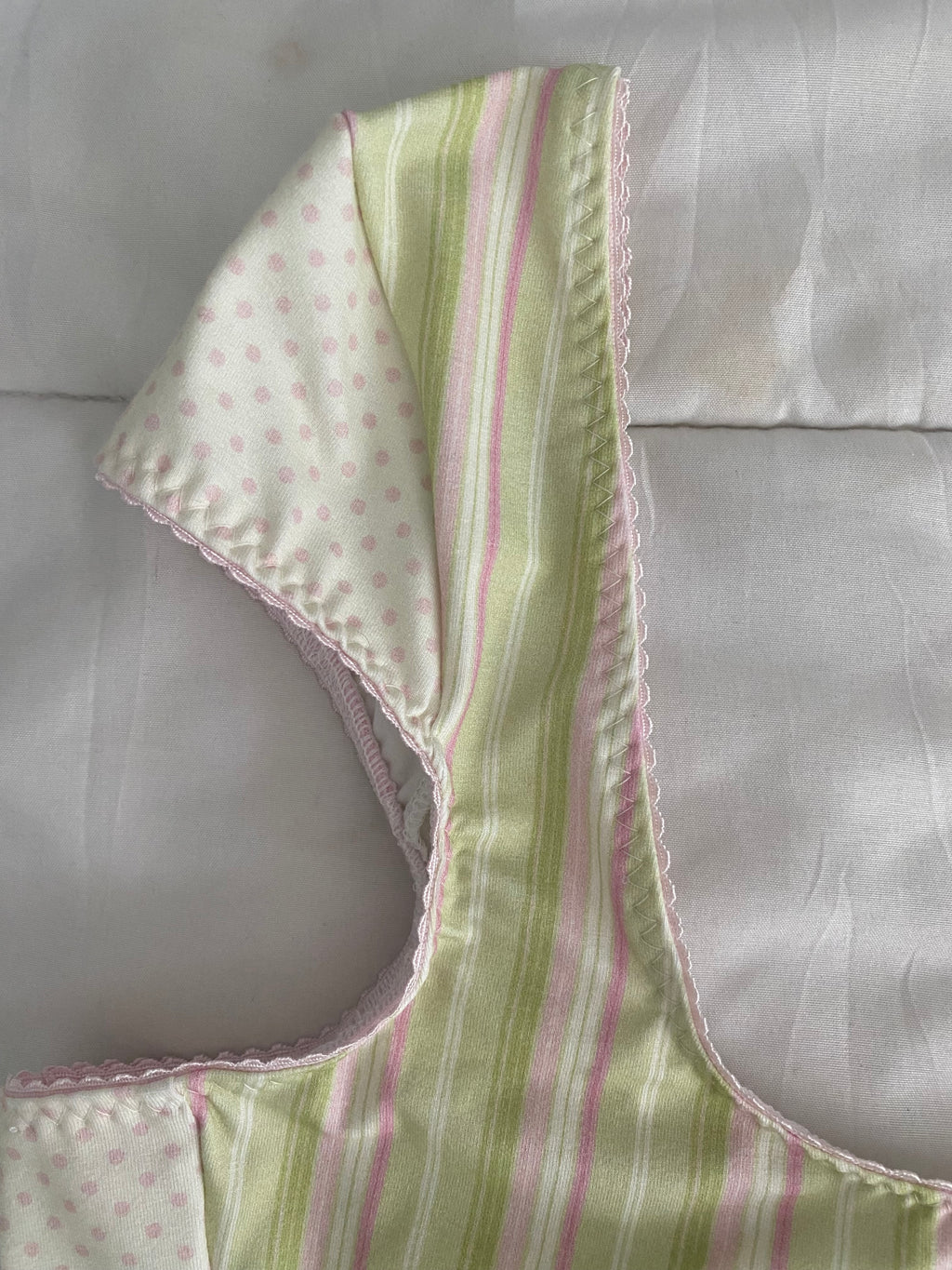 L green & pink striped/polka dot top