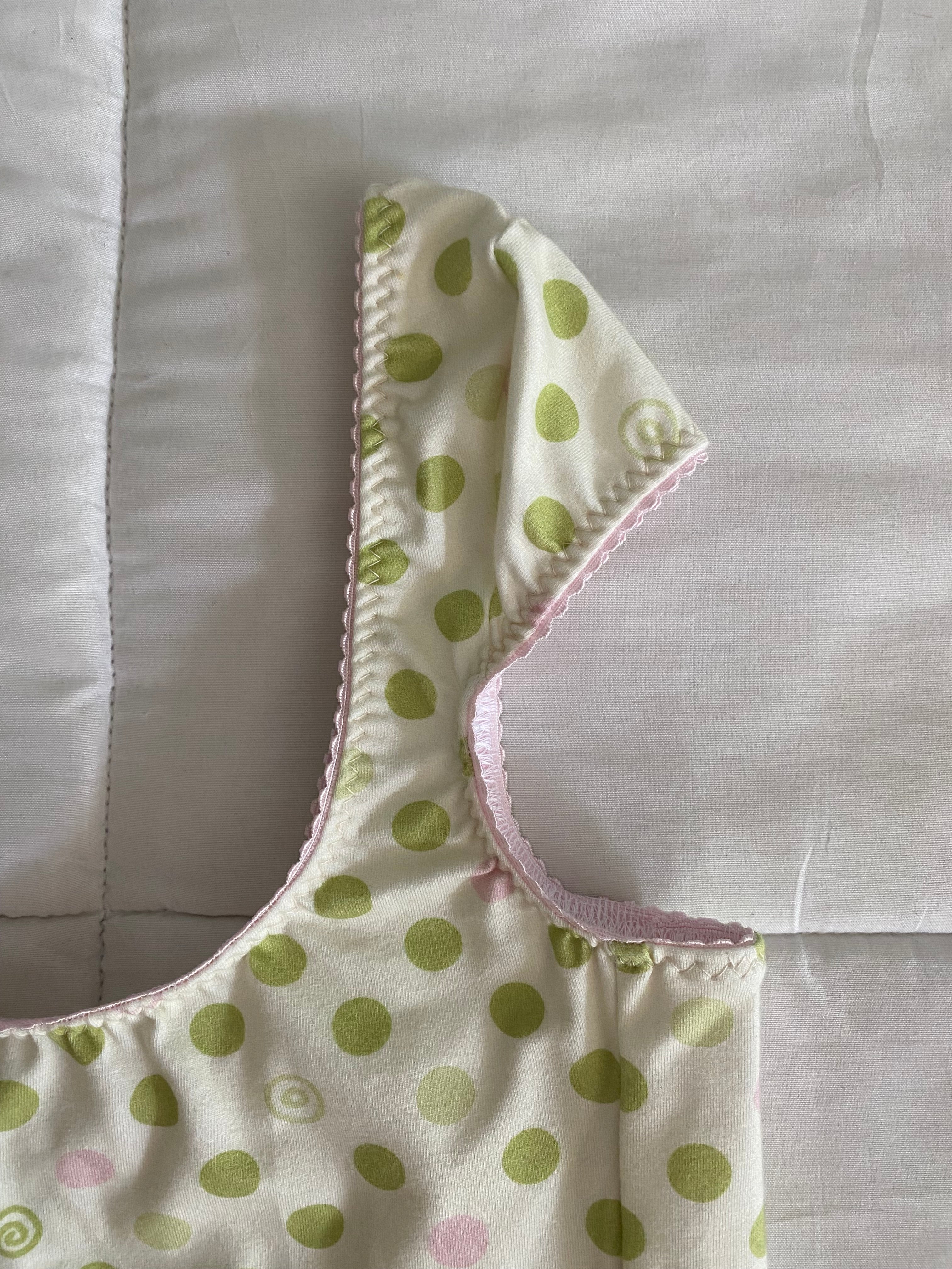 green & pink dotted/swirl top